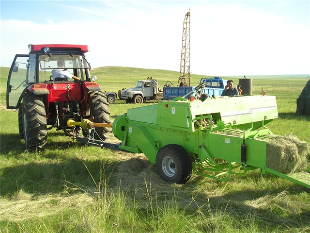 THB 2060/3060 Square Baler