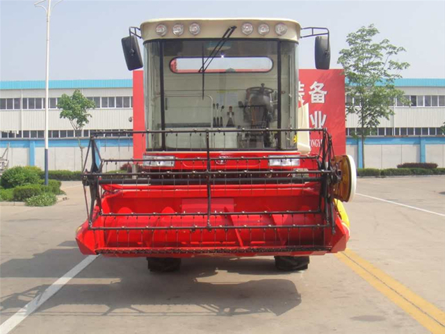 4LZ-3.0 Wheat Combine Harvester