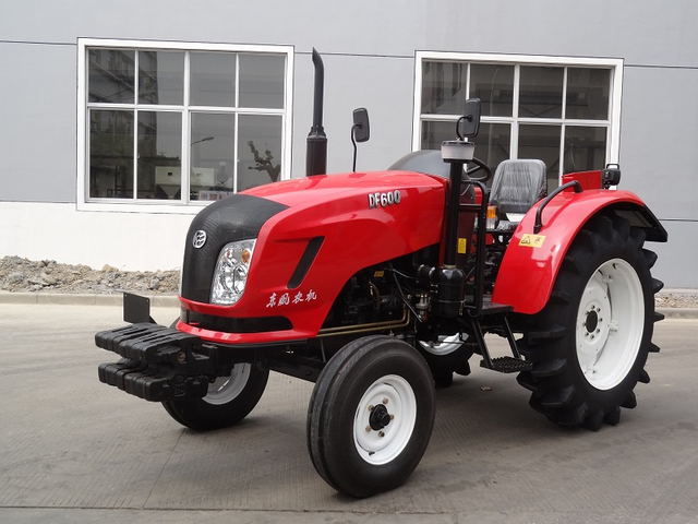 DF700 Tractor