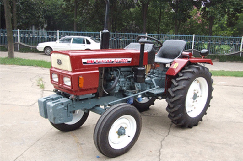 DF200 tractor