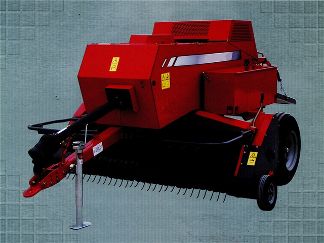 1839XC Baler