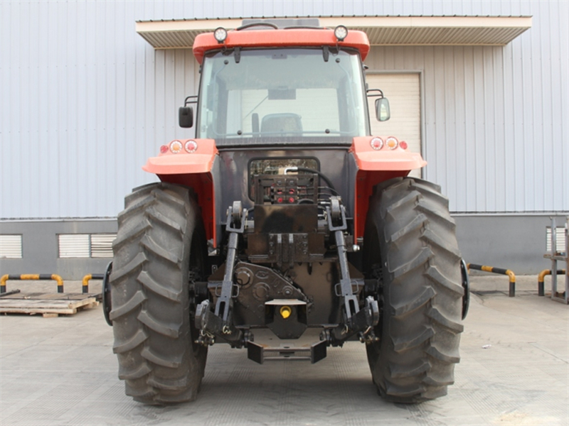 KAT 1804F tractor