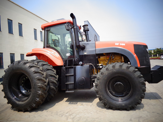 KAT 2404 tractor