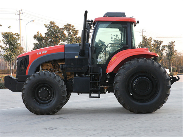 KAT 2004 tractor
