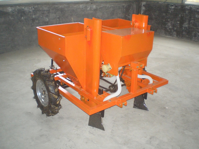 2CM Potato Planter