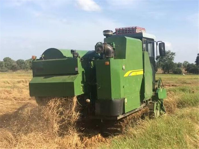 4LZ-4.0ZD Rice Combine Harvester