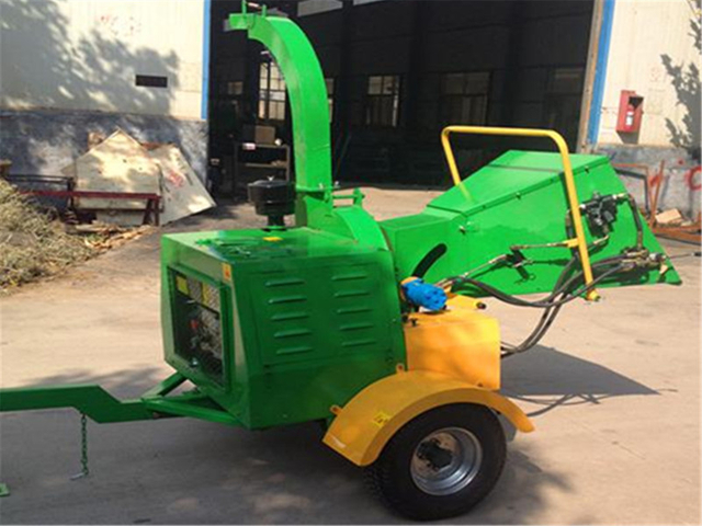 18HP Diesel Engine Wood Chipper
