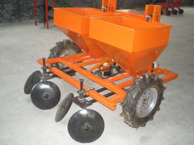 2CM Potato Planter