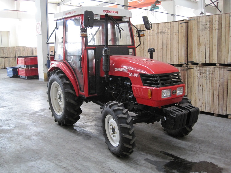 DF404EM Tractor