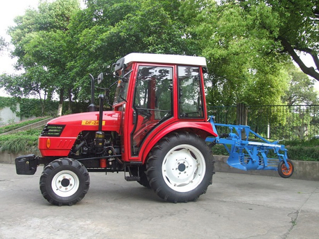 DF244 Tractor