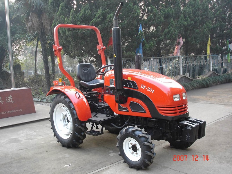 DF304EC Tractor