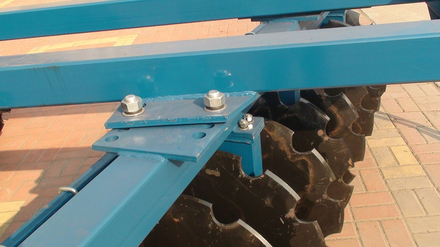 1BZ(BX) Semi-mounted Disc Harrow