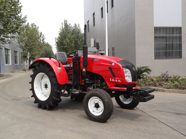 DF600 Tractor