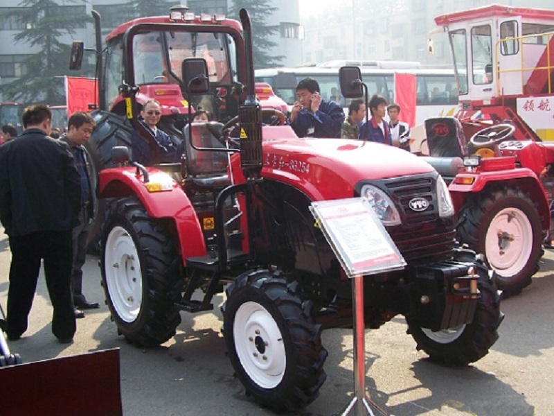 YTO SG304 Tractor