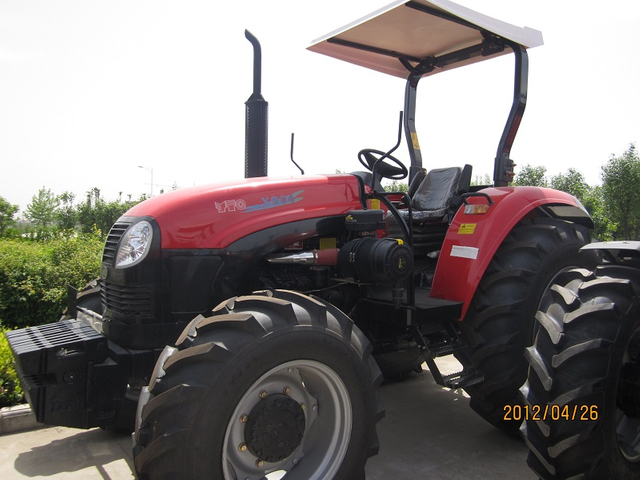 YTO X754 Tractor